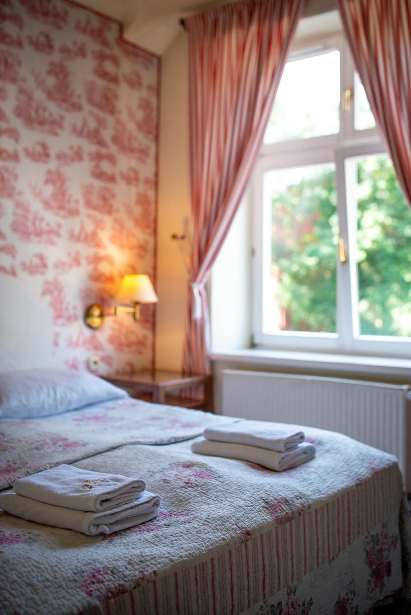 Dom Pugetow Villa Krakow Ngoại thất bức ảnh