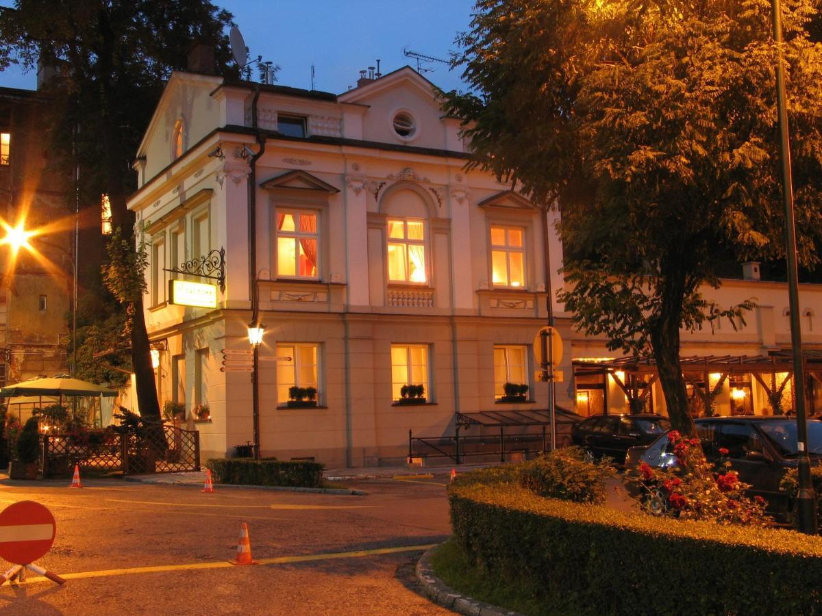 Dom Pugetow Villa Krakow Ngoại thất bức ảnh